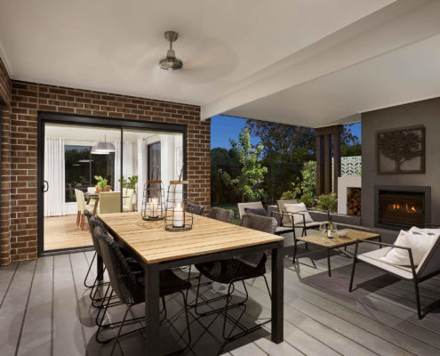 Granada Alfresco Dining Room Area